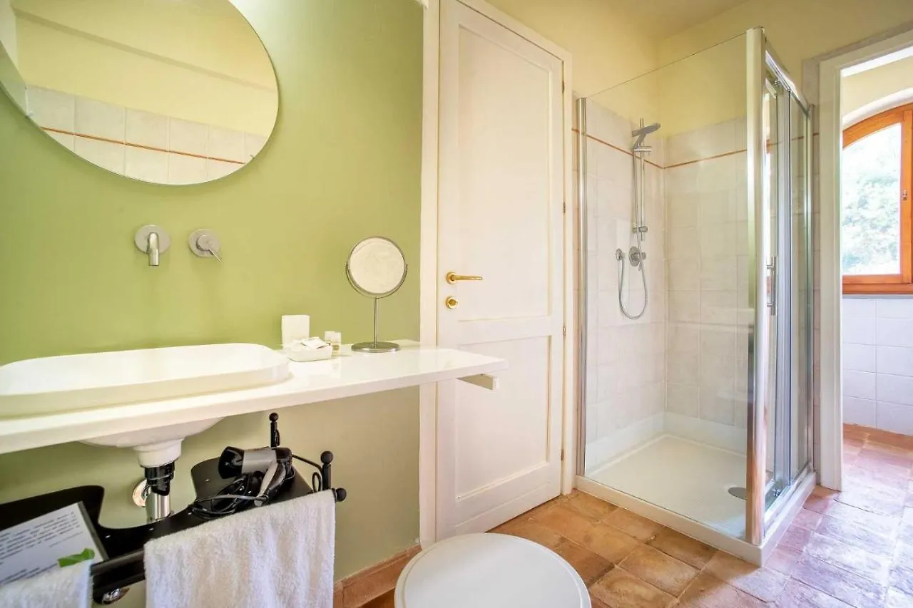 Torrenova Di Assisi Country House Hotel